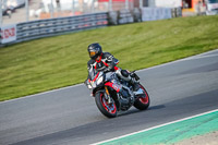 brands-hatch-photographs;brands-no-limits-trackday;cadwell-trackday-photographs;enduro-digital-images;event-digital-images;eventdigitalimages;no-limits-trackdays;peter-wileman-photography;racing-digital-images;trackday-digital-images;trackday-photos